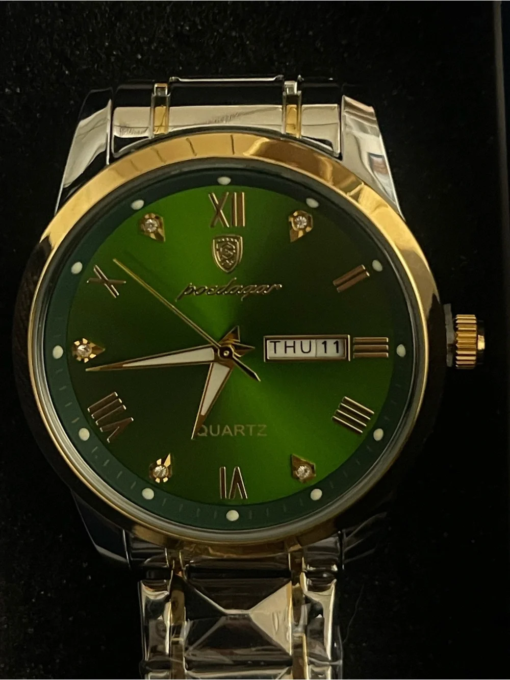 POEDAGAR Leisure Trend Quartz Watch Luminous Calendar Men's Watch Green Dial new
